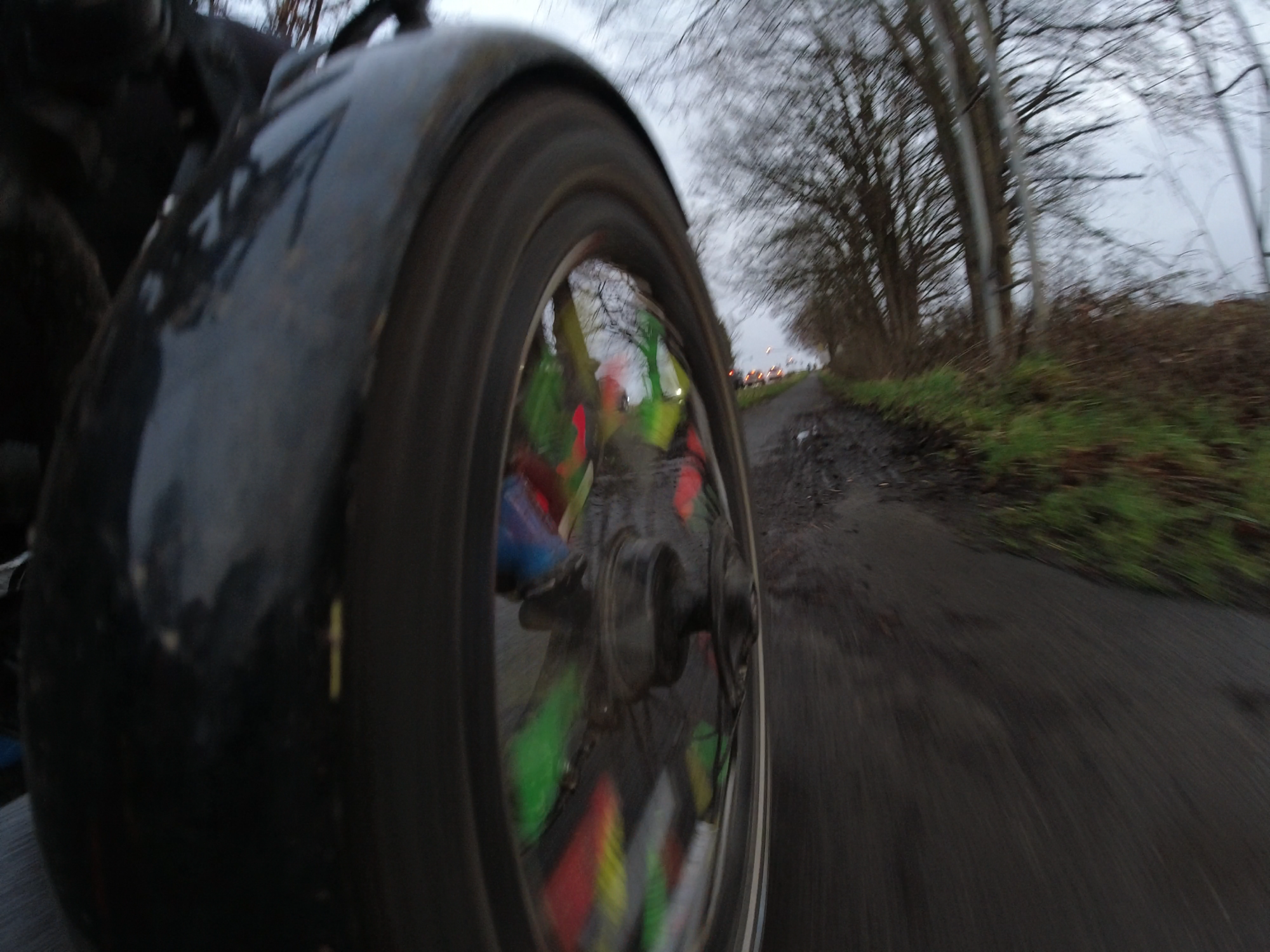 Trümmerhaufen und Schlammloch