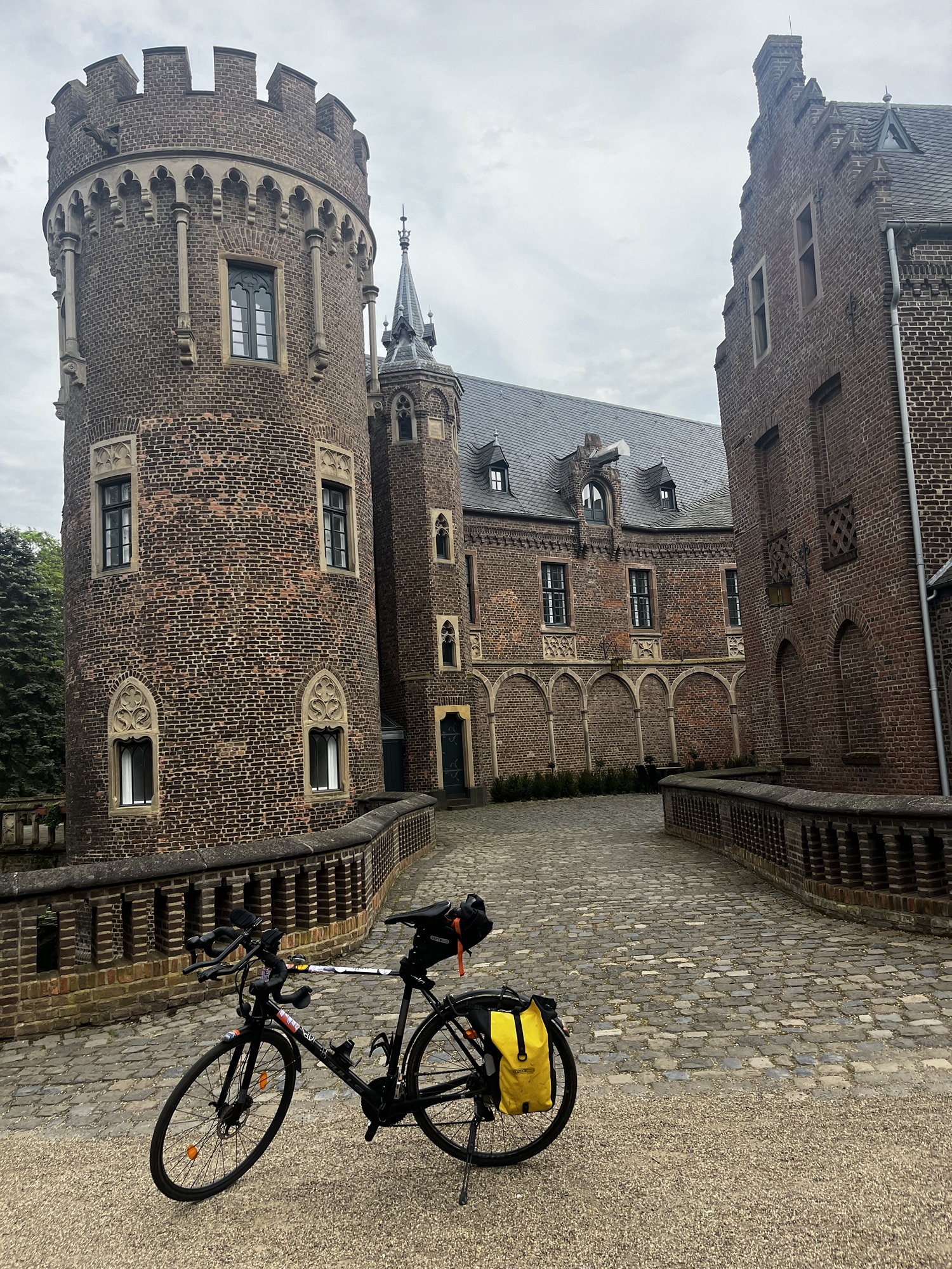 Schloss Paffendorf: Ein historisches Juwel in Bergheim