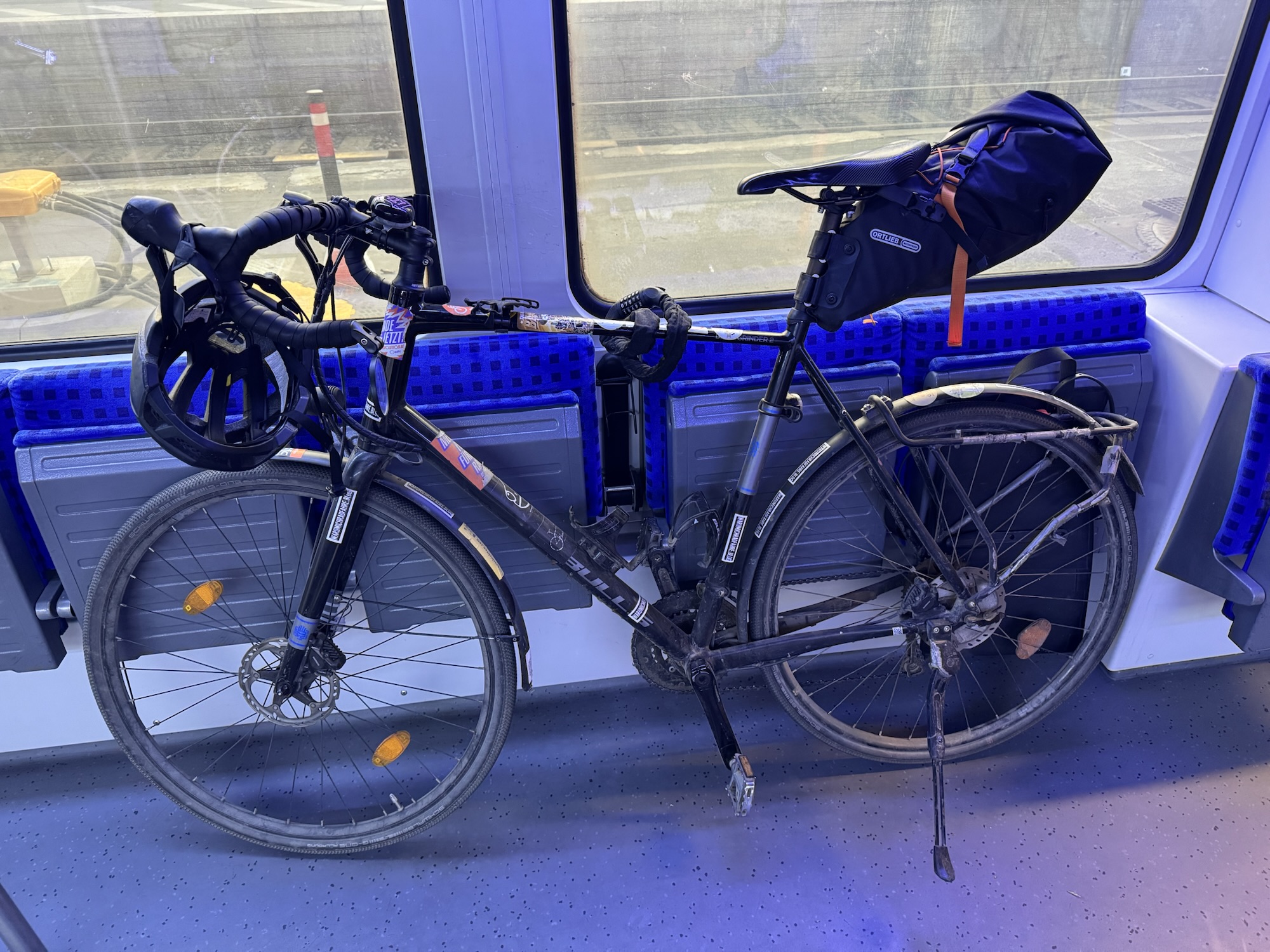 Abschnitt 1 meiner Reise 🚉 mit dem Deutschland 🇩🇪 Ticket 🎫 nach München: im RSX nach Siegen