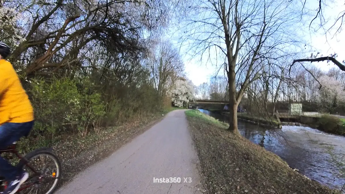 15-facher Frühling: Mein neues Video mit KI-Beats ist online!