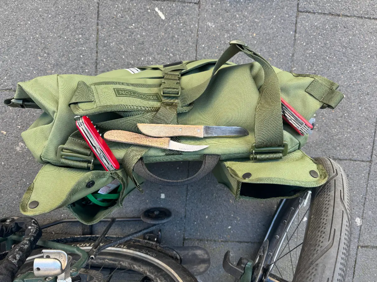 Fahrradtour zum Messerschleifer: Profi-Schärfe für meine Taschenmesser