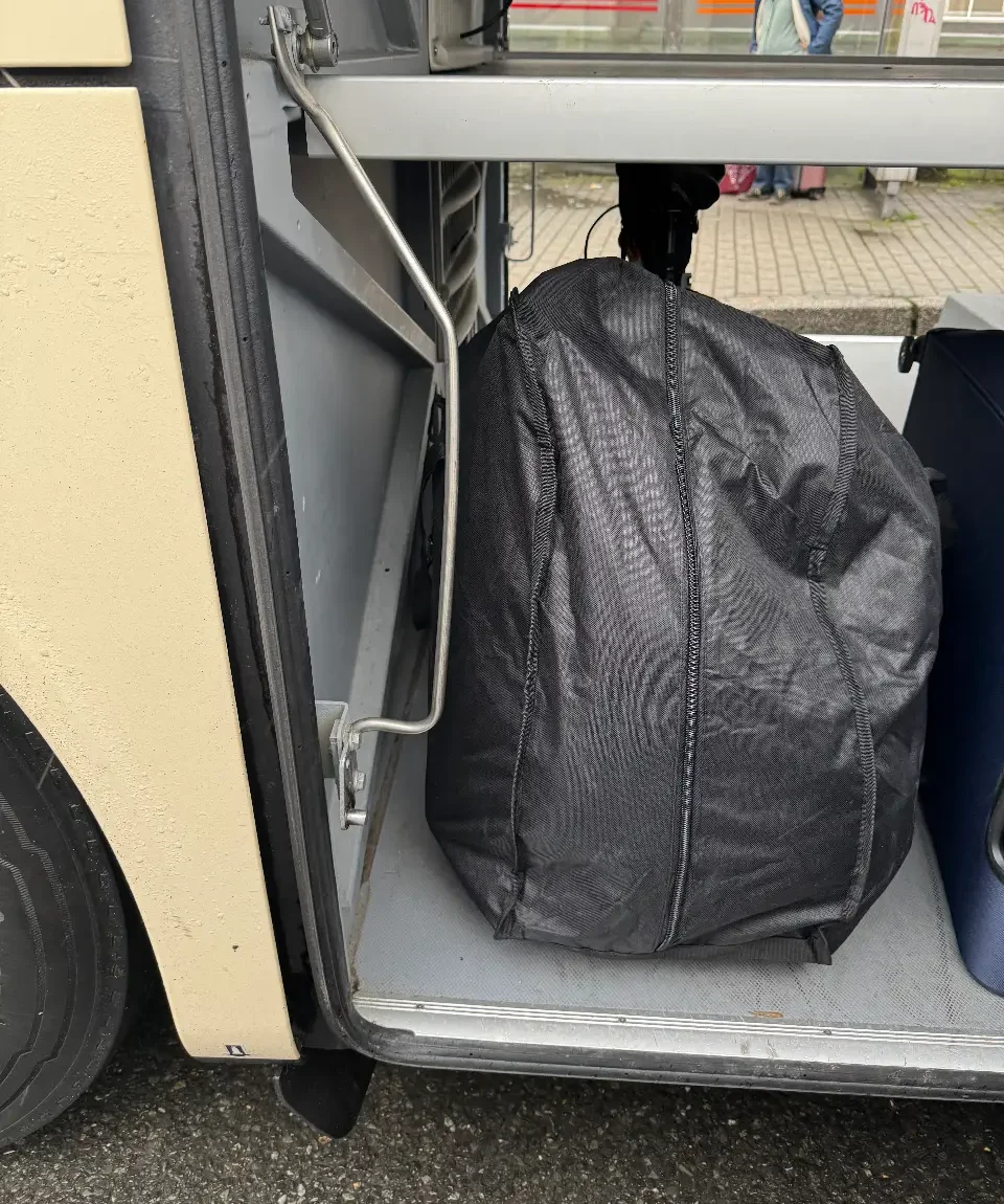 Busreisen & Faltrad: Entspannt in den Urlaub mit Bus und Brompton