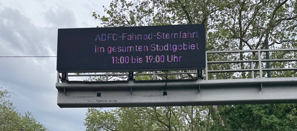Ciao Stau: Mein Rückblick auf den ADFC-Sternfahrt-Düsseldorf-Tag 🟩⬜🟥